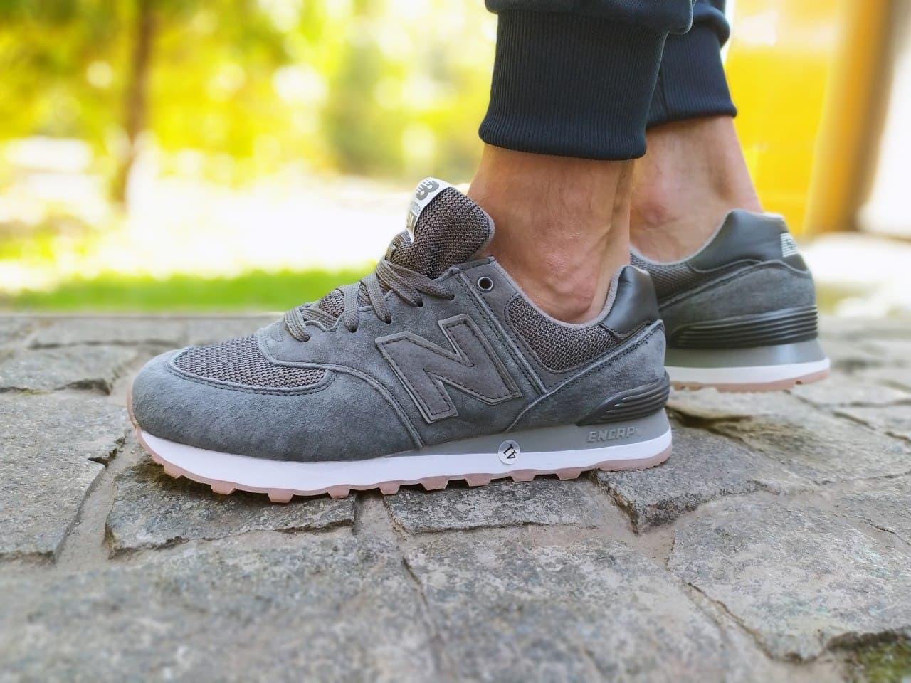 

Кроссовки мужские New Balance 574 серые 45, Черный