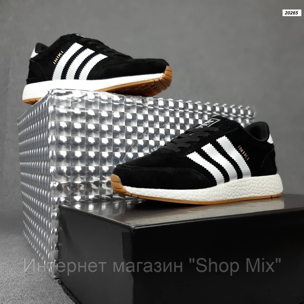 

Кроссовки женские Adidas INIKI в стиле Адидас Иники, замша, код OD-20265. Черные, Черный