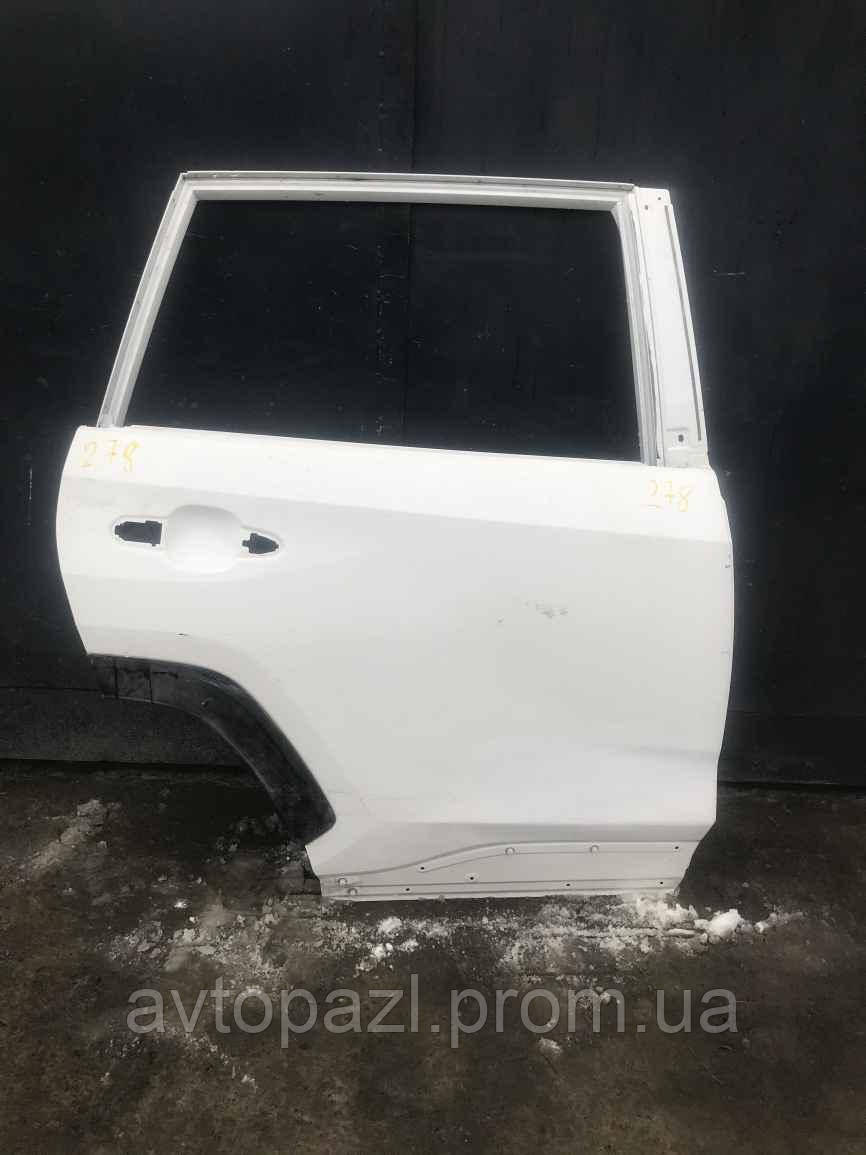 

DR0278 6700342190 Дверь Зад R Toyota RAV4 19- www.avtopazl.com.ua