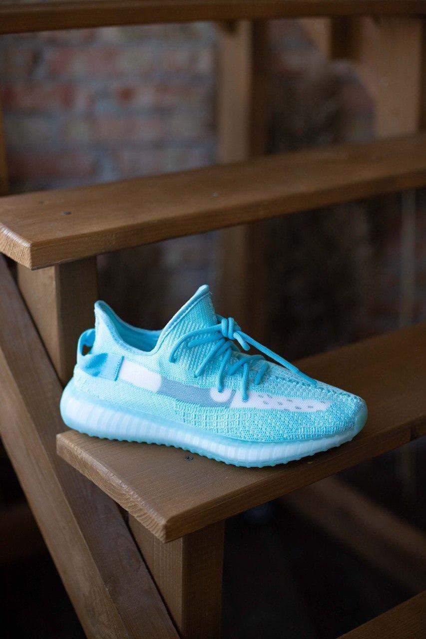 

Мужские кроссовки Adidas Yeezy Boost 350 v2 Bluewater / Адидас Изи Буст 350 в2 Голубые 41, Голубой