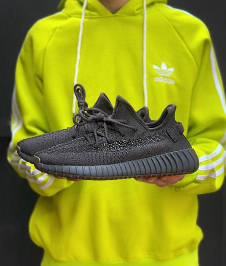 

Мужские кроссовки Adidas Yeezy Boost 350 V2 Black Reflective / Адидас Изи Буст 350 В2 Черные Рефлективные 43, Черный