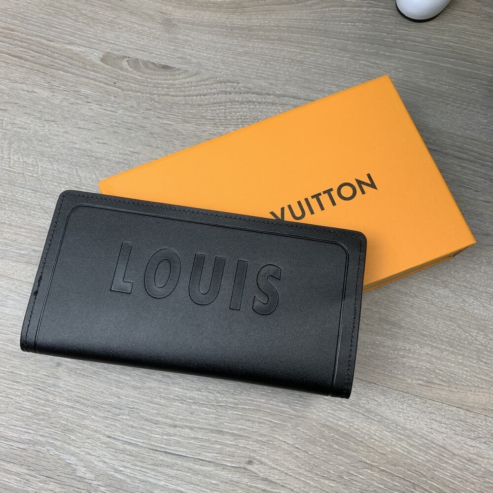 

Мужской черный Клатч Louis Vuitton