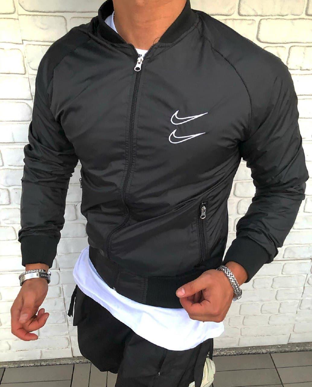 

Мужская ветровка куртка с капюшоном на молнии Nike Swoosh Black