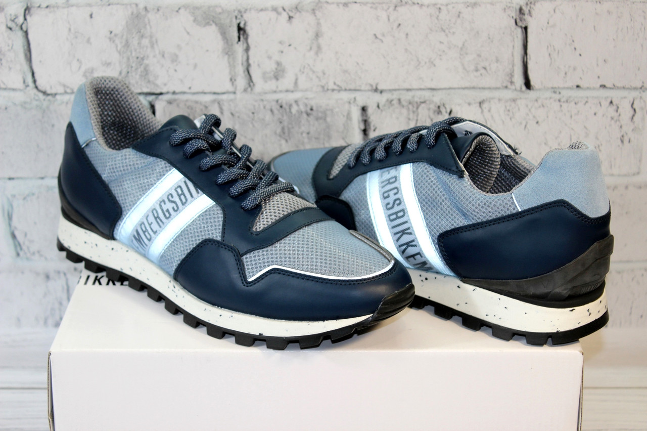 

Кроссовки Bikkembergs. Оригинал. Размер 45.