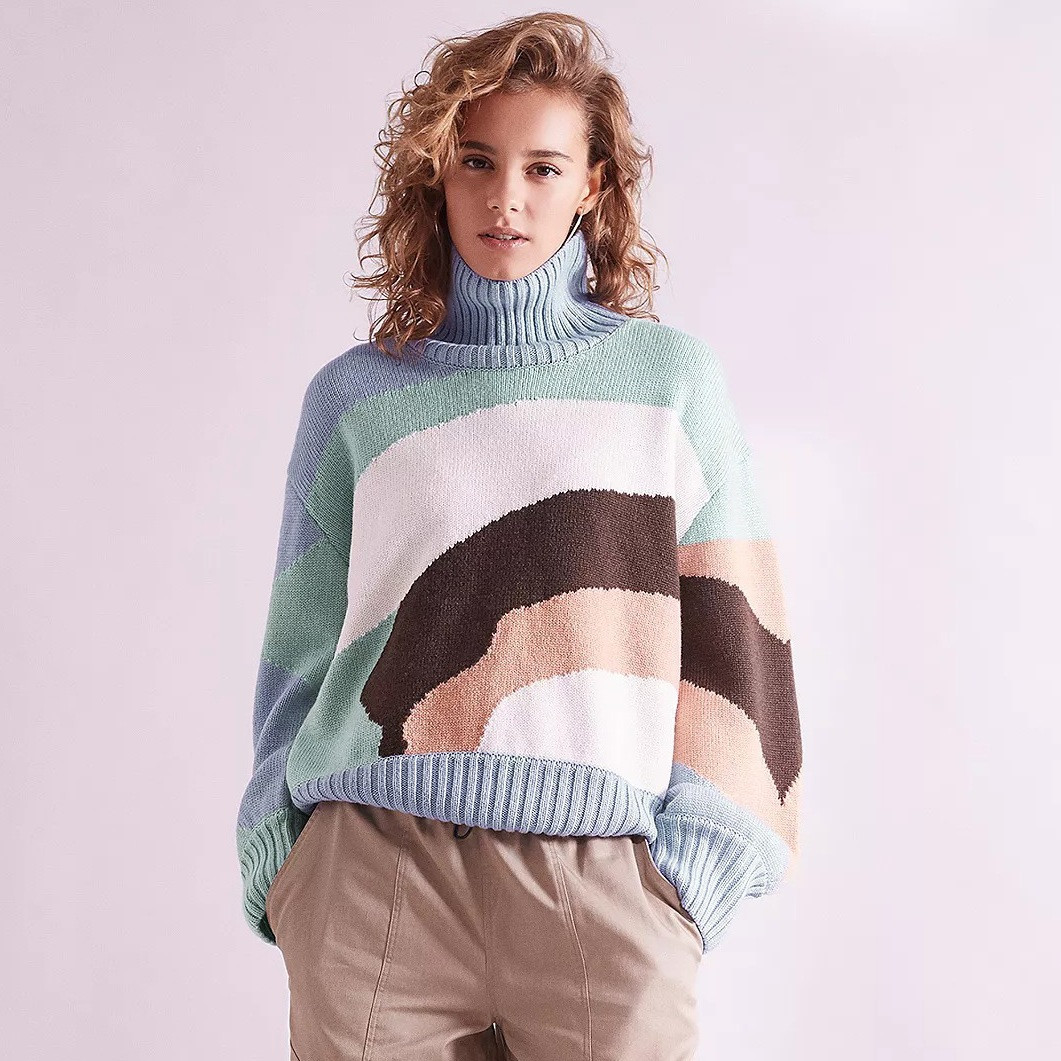 

Свитер женский oversize Colored stripes Berni Fashion, Зеленый