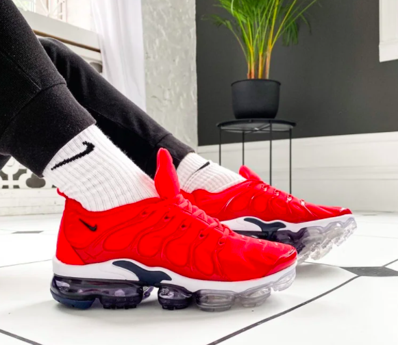 

Кроссовки мужские Nike Air VaporMax Plus красные, Найк Аир ВапорМакс, текстильные. код KS-5152 42, Красный