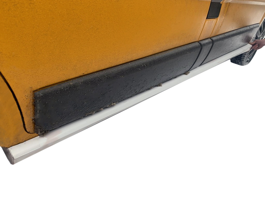 

Nissan Primastar 2002-2014 гг. Боковые пластиковые пороги (2 шт, под покраску)
