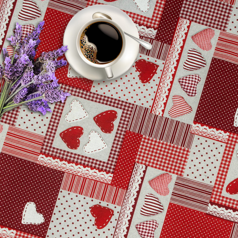 

Скатерть Valentine Premium 135x220, Красный