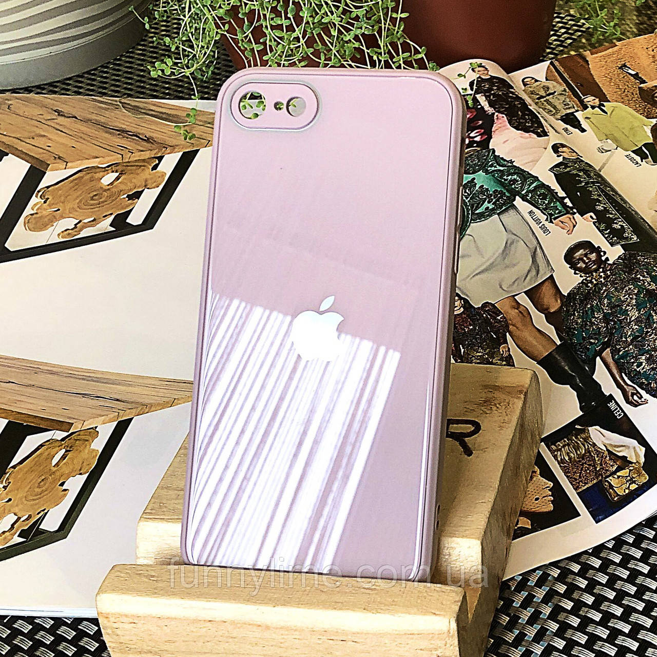 

Чехол Color-Glass для Iphone 7 / 8 бампер с защитой камер Lavender