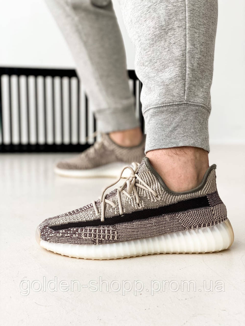 

Мужские Кроссовки Adidas Yeezy boost 350