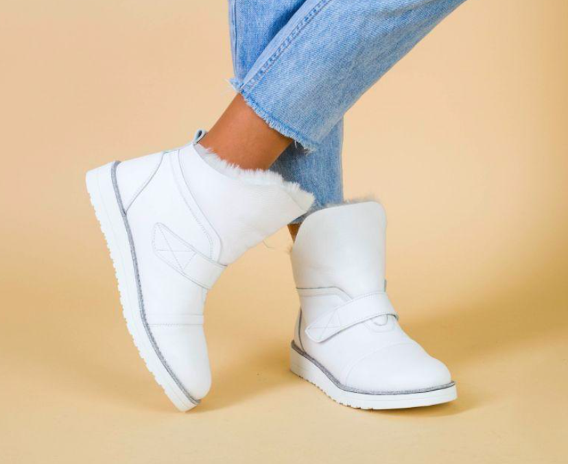 

Угги женские Ugg Australia, белые, натуральная кожа, натуральный мех, код FS-5717-1
