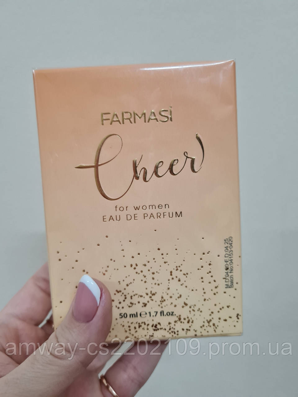 

Парфюмированная вода Cheer Farmasi