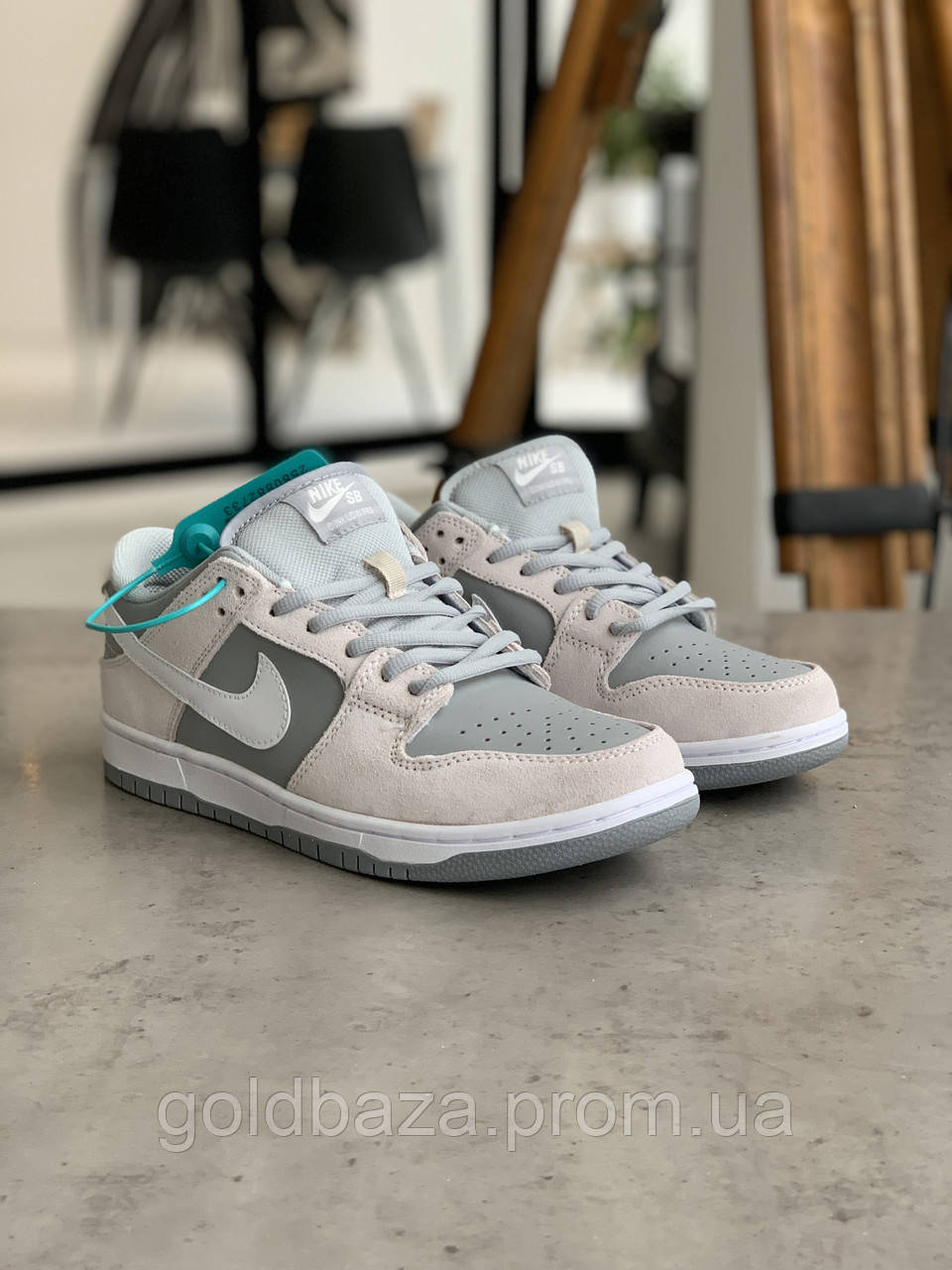 

Кроссовки мужские Nike SB Dunk Low серые(41 размер в наличие), Бежевые