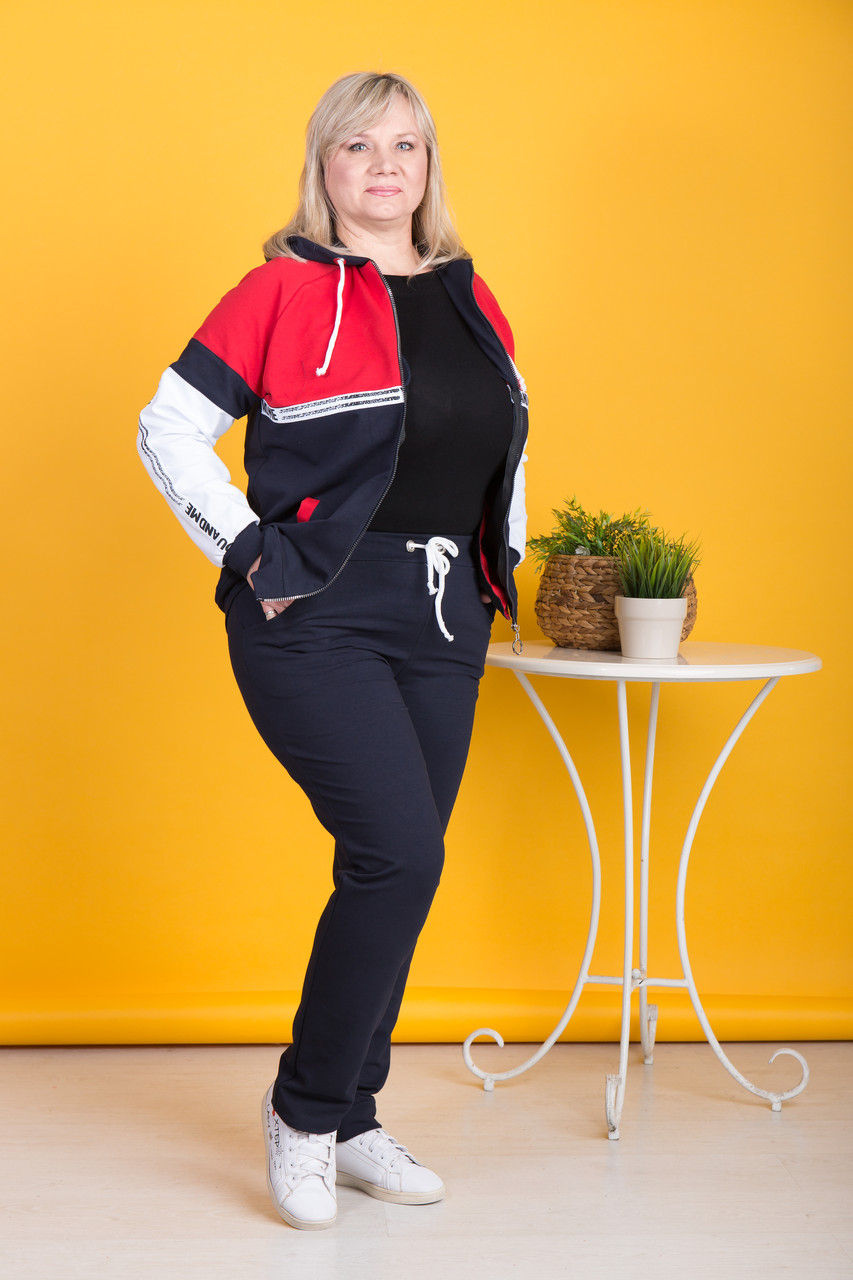 

Женский модный трехцветный спортивный костюм с капюшоном Zeta-m | Комплект куртка, брюки большие размеры, Красный
