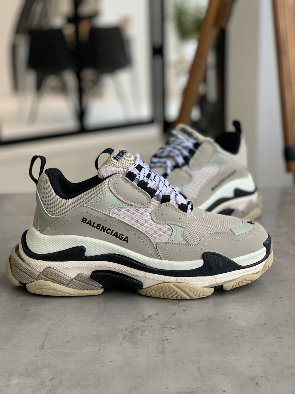 

Кроссовки Balenciaga Triple S Beige&Milk Баленсиага Трипл С [41,42,45],, Бежевый