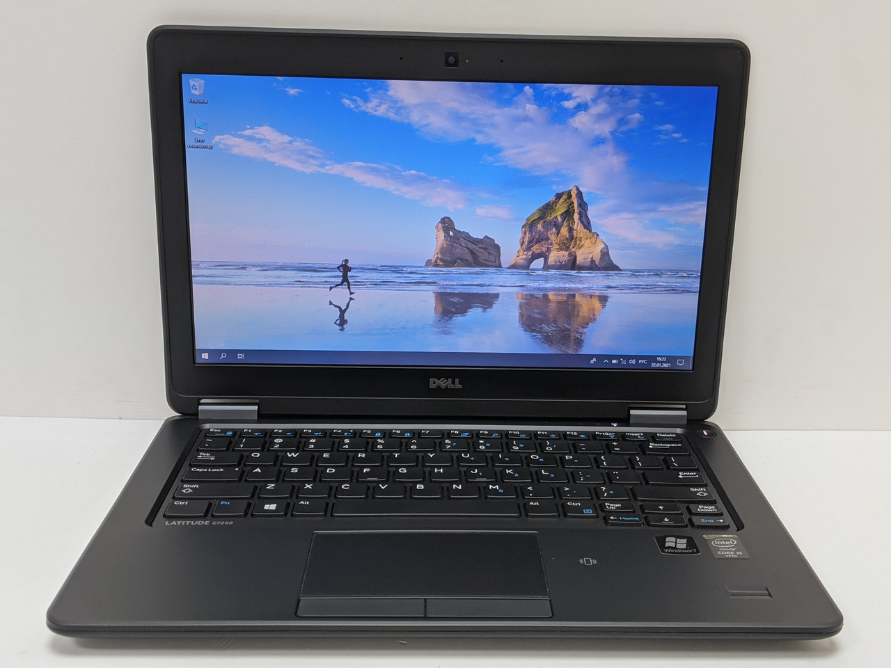 

Ноутбук Dell Latitude E7250 / i5-5300U / 4Gb / 120Gb SSD / intel HD 5500 (BJN4D6) REF