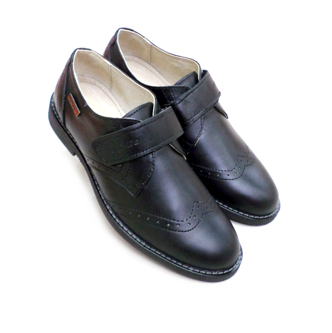 Туфли для подростка. Детская Школьная обувь на липучках черная для мальчиков фото.