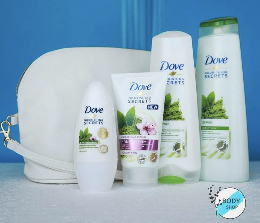 

Набор женский Dove косметичка