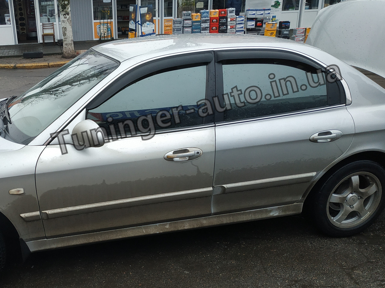 

Дефлекторы окон (Ветровики) Hyundai Sonata EF 2000-2005 (Autoclover)