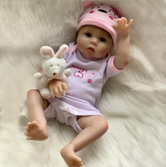 

Силиконовая коллекционная кукла Reborn Doll Девочка Мила 55 см (212)