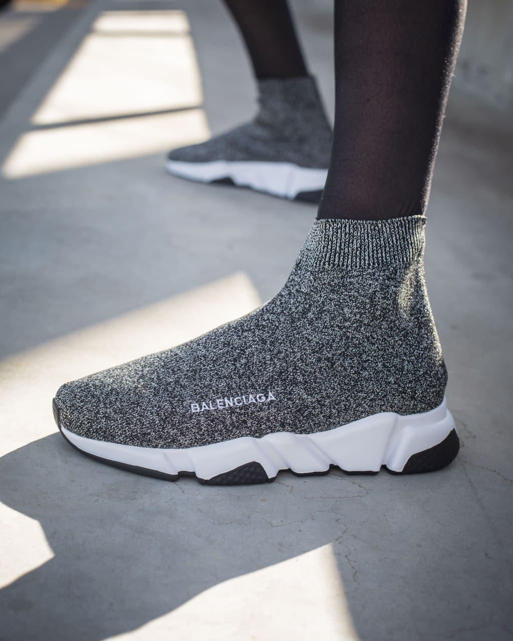 

Женские кроссовки-носки Balenciaga Speed Trainer Swarovski Grey White / Баленсиага Спид серые с блестками