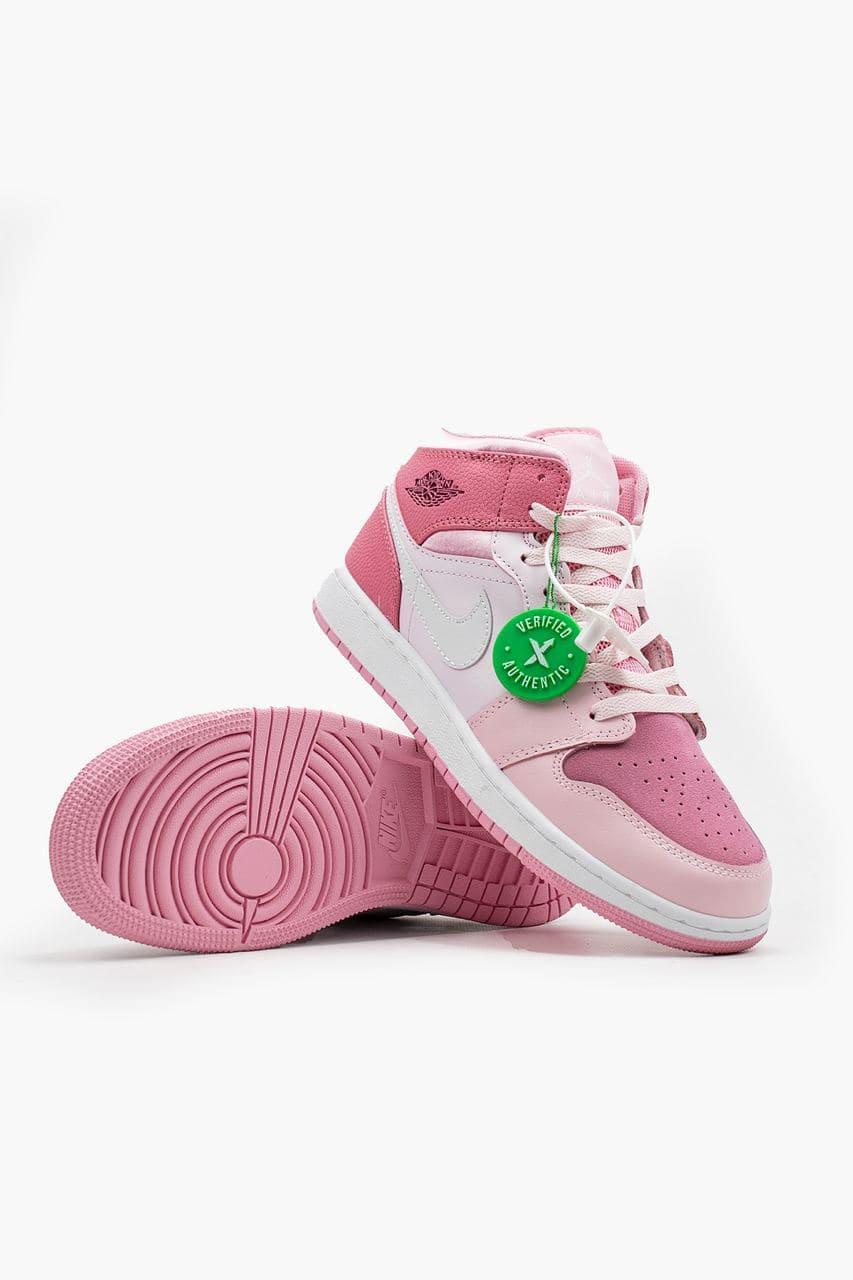 

Женские кроссовки Nike Air Jordan 1 Retro \ Найк Аир Джордан 1 Ретро \ Жіночі кросівки Найк Аір Джордан 1, Розовый