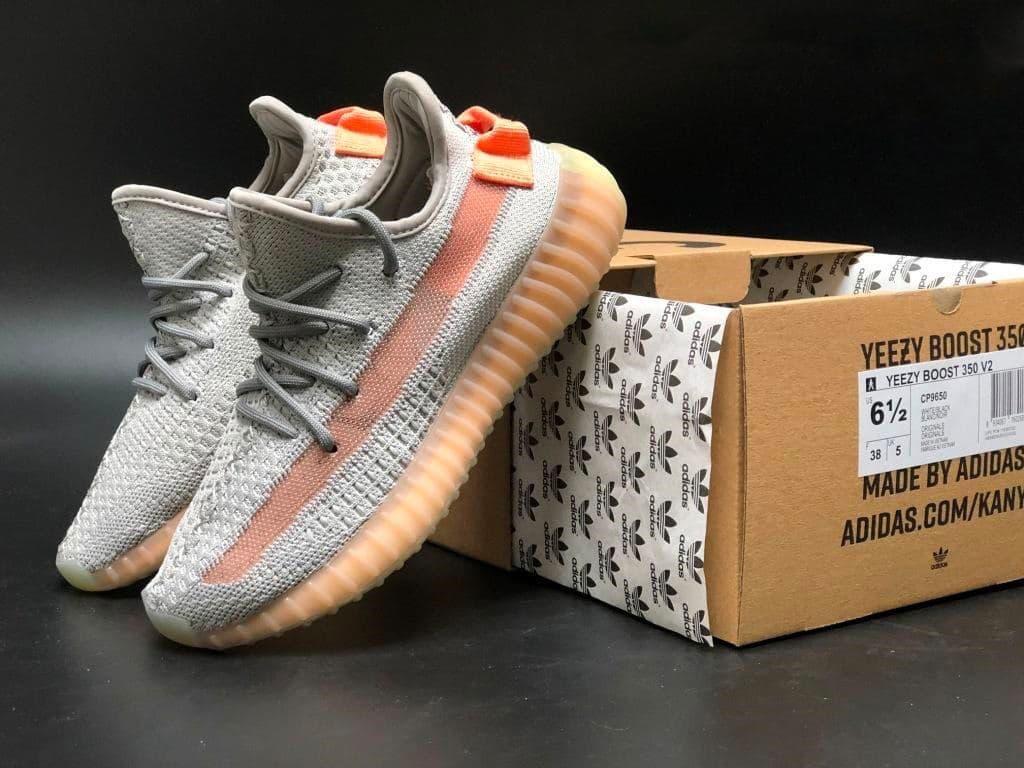 

Кроссовки Yeezy Boost 350 v2 серые с персиковым 41-45 43