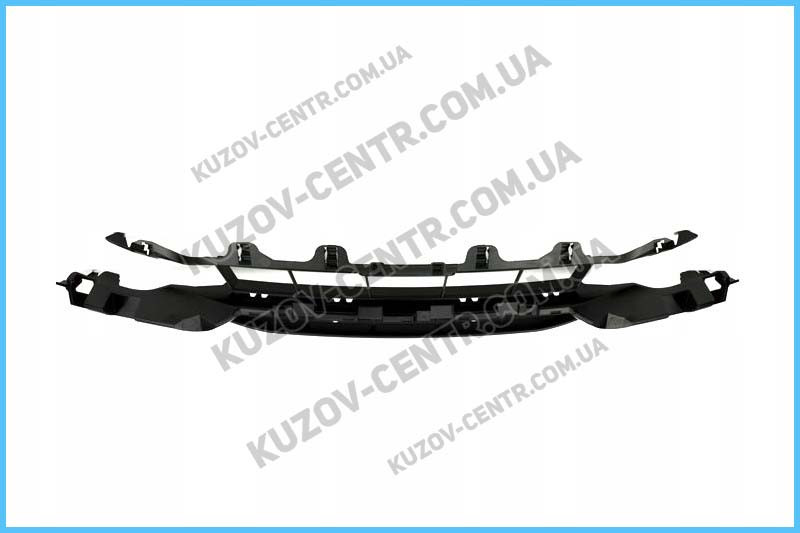 

Решетка в бампере средняя BMW 3 F30 '12-15 (FPS) 51117263478