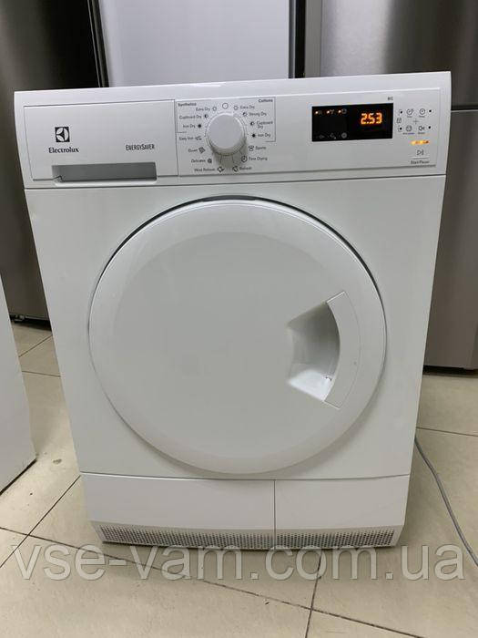 Сушильна машина Electrolux 8кг А+ ТЕПЛОВИЙ НАСОС 950W з Німеччини Б. у.