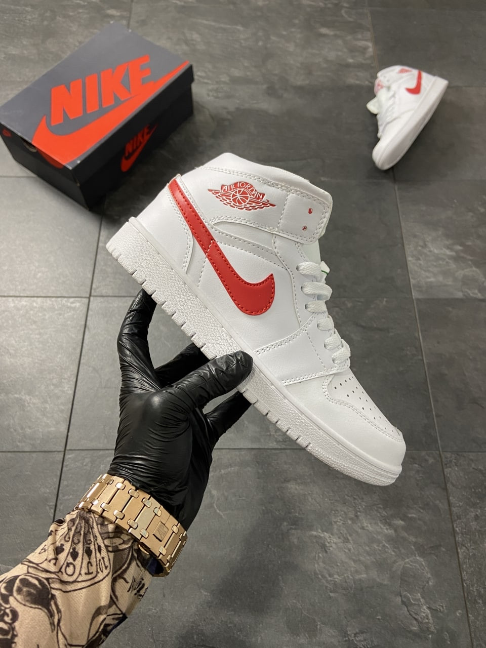 

Кроссовки Nike Air Jordan 1 White Red 41, Разноцвет