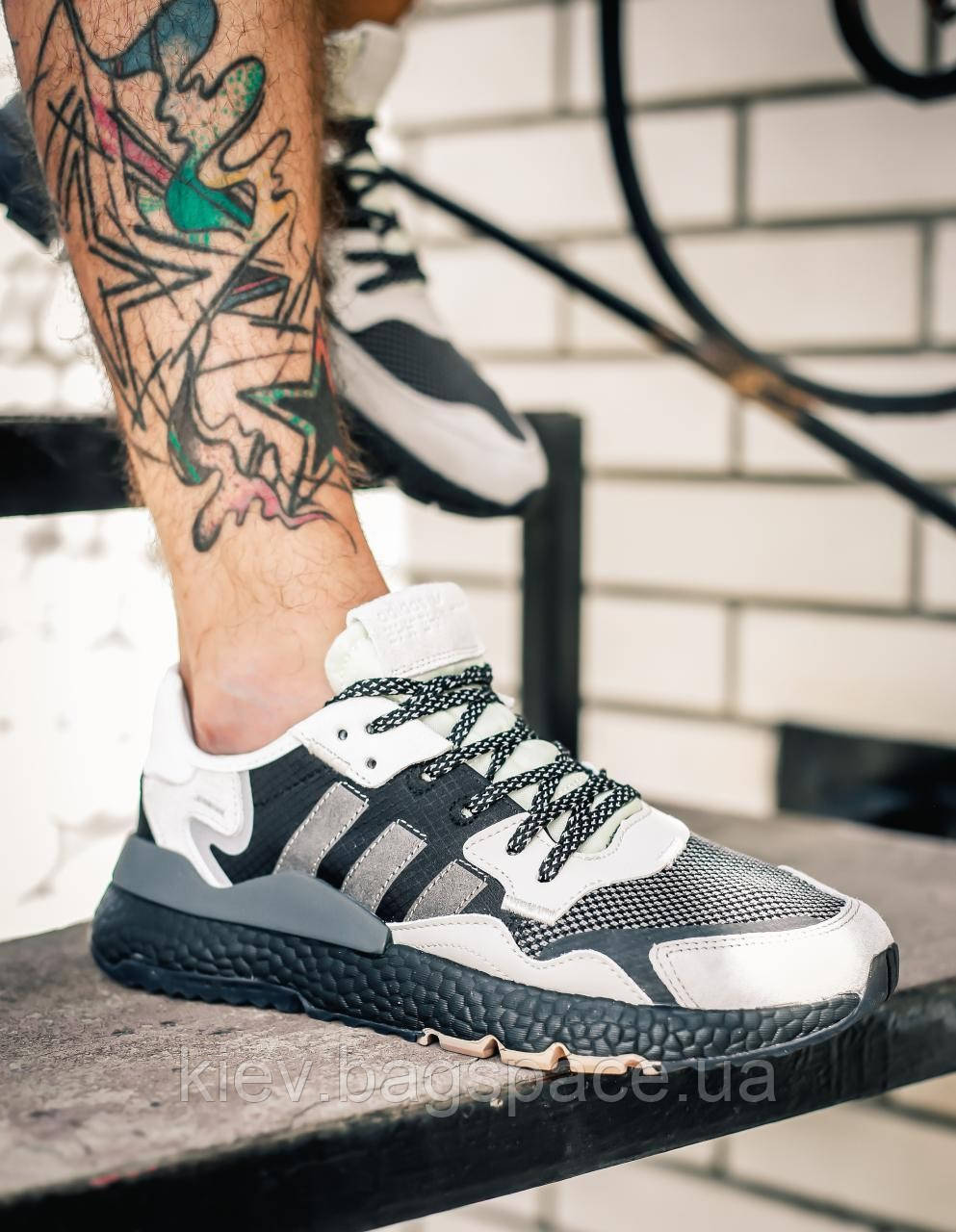 

Кроссовки Adidas Nite Jogger Black Carbon 43 Grey, КОД: 1899790, Серый