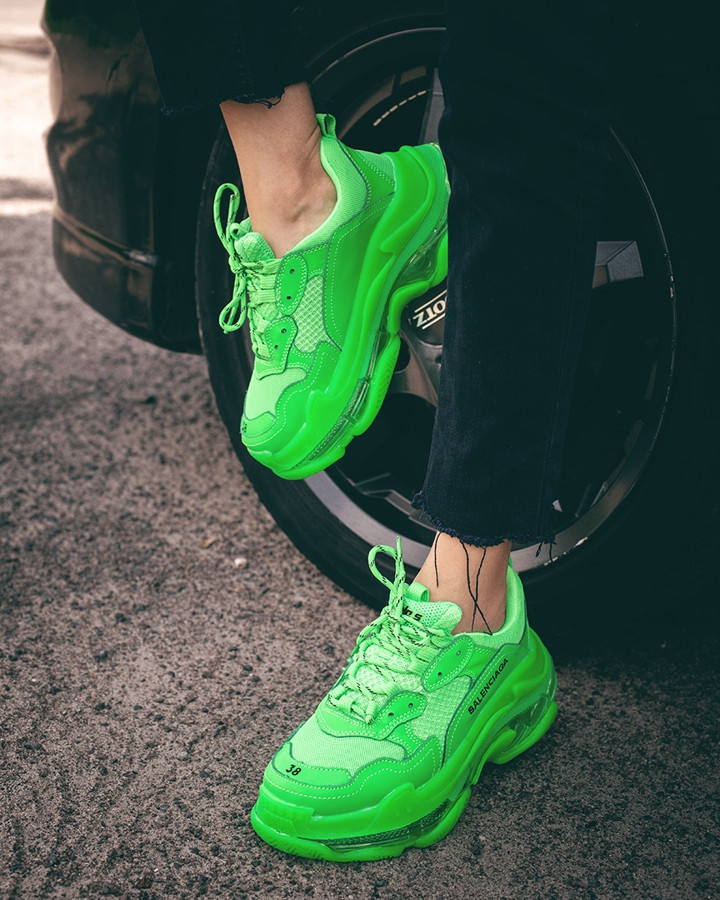 

Balenciaga Triple S Clear Sole Neon Green 40 (25.5см.)