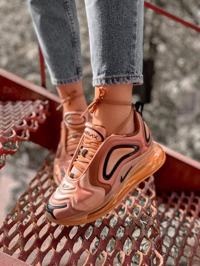 

Nike air max 720 Gold 36 (22.5см.)