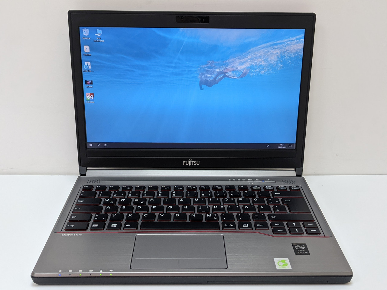 

Ноутбук Fujitsu E734 / i5-4210M / 4Gb / 320Gb / intel HD Graphics (HF5DD71DU) REF