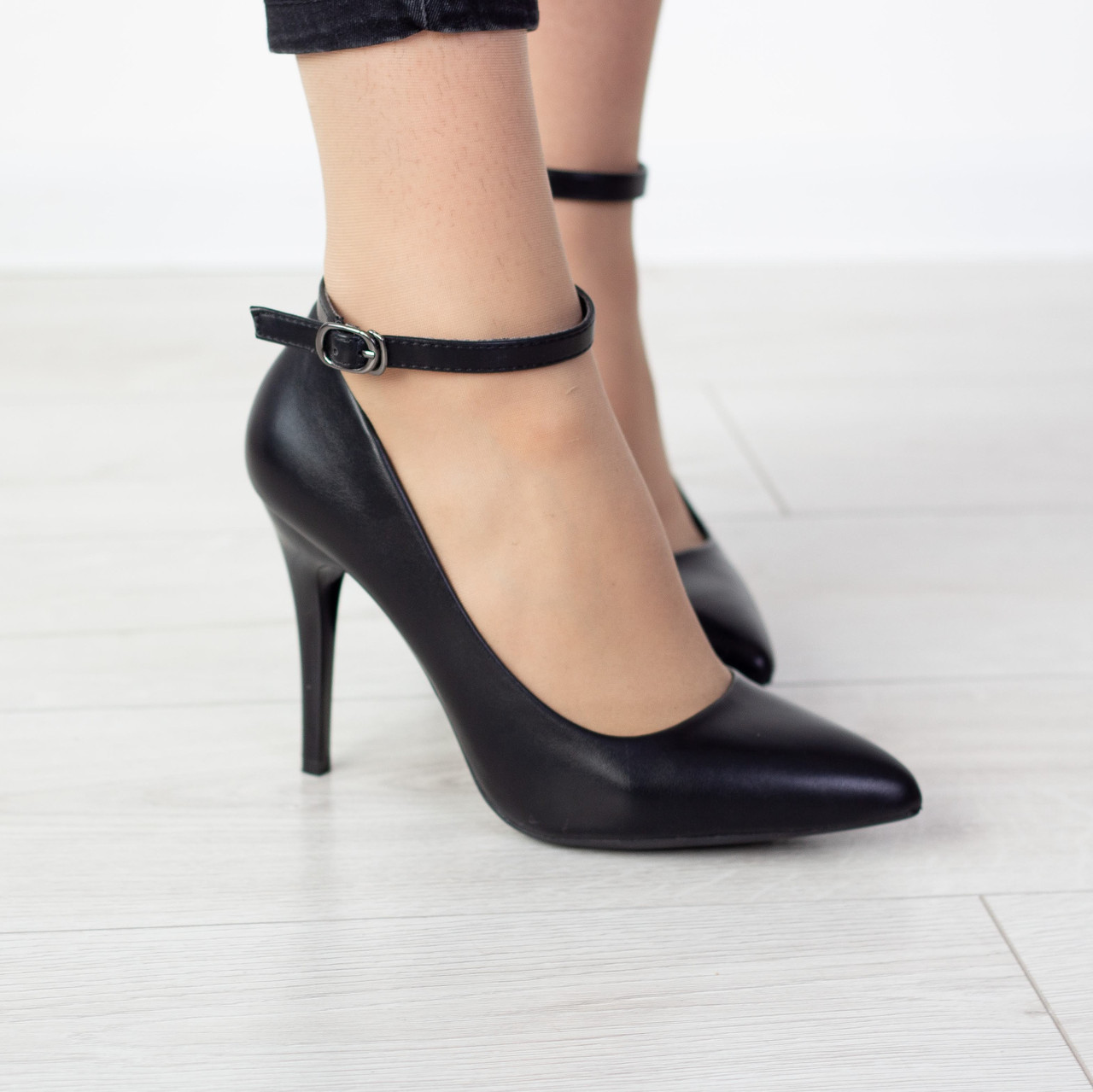 

Туфли женские Fashion Bridget 2537 38 размер 24,5 см Черный