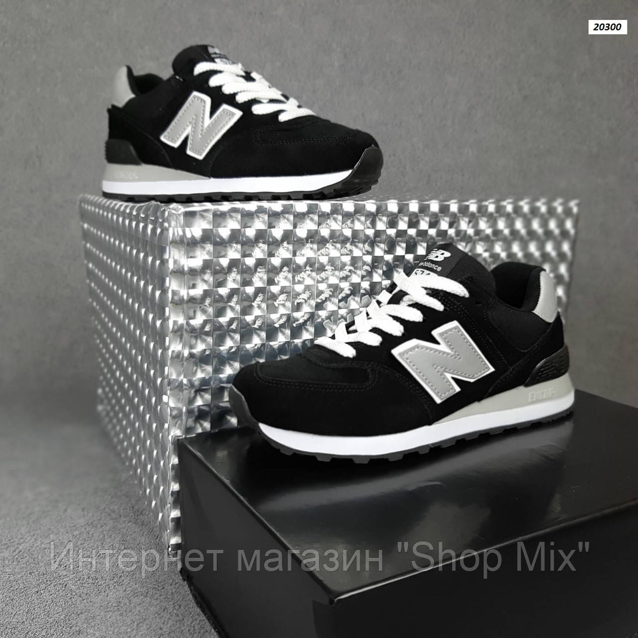 

Кроссовки женские New Balance 574 в стиле Нью Беланс замша , код OD-20300. Черные 41, Черный