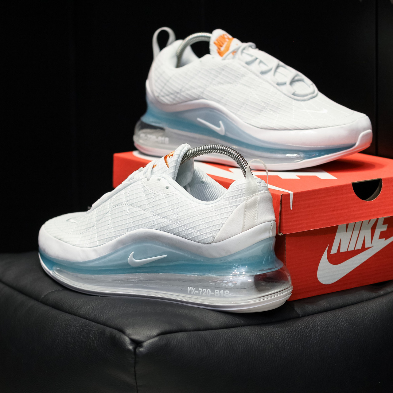 

Кроссовки унисекс Nike Air Max 720, Белый