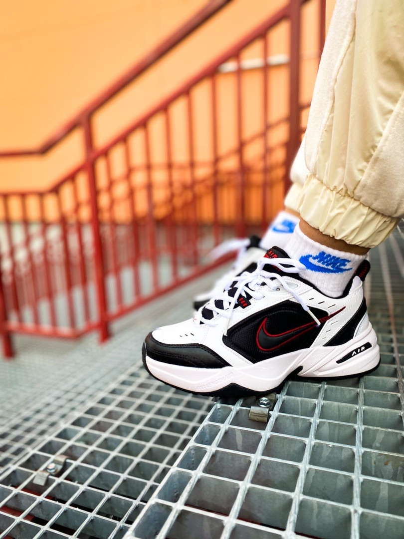 

Кроссовки женские Nike Air Monarch IV черно-белые, Найк Аир Монарх, натуральная кожа. Код KS-1610, Белый