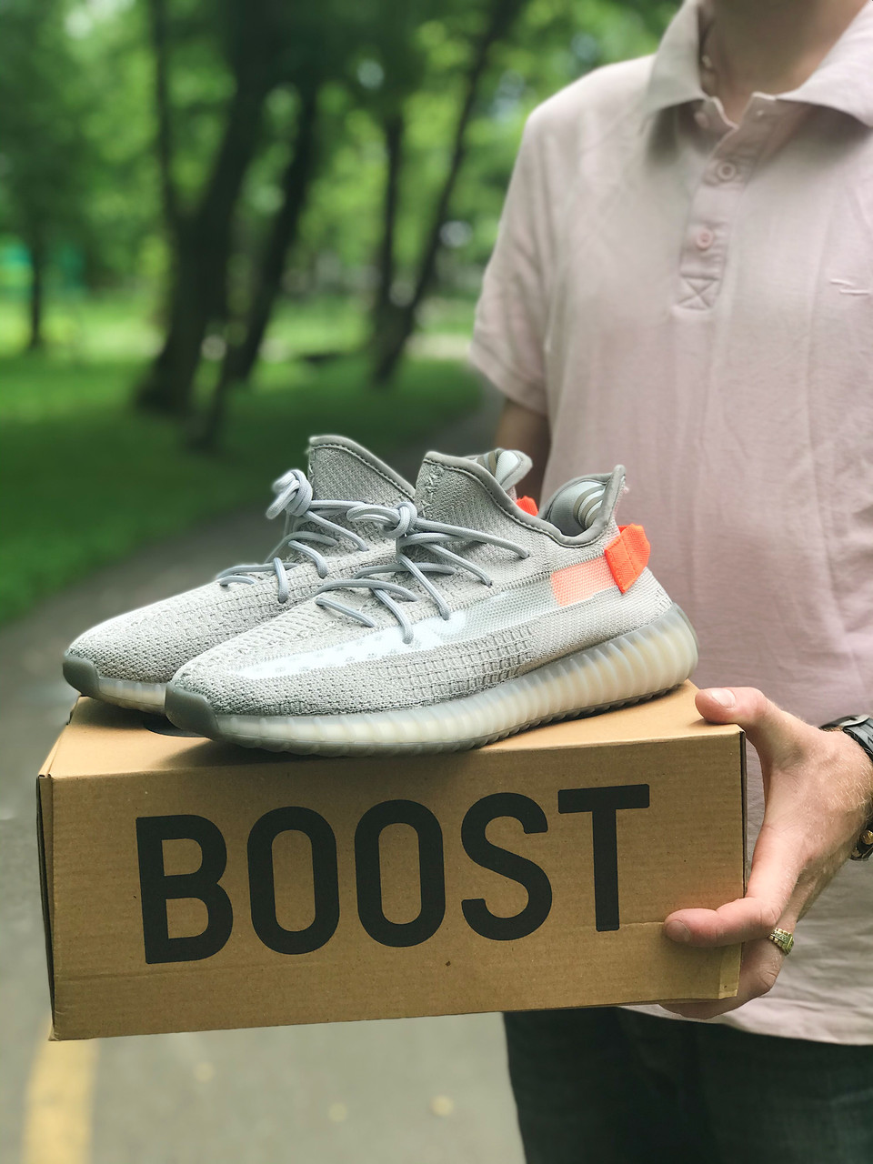 

Кроссовки мужские Adidas Yeezy Boost 350 V2 серые, Адидас Изи Буст. Дышащая ткань, прошиты. Код DR-00283, Черный