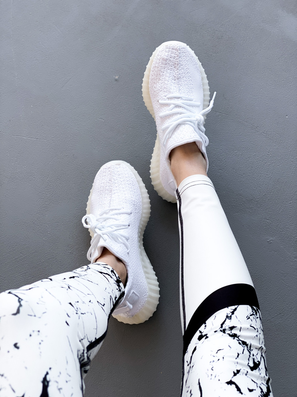 

Кроссовки женские Adidas Yeezy Boost 350 белые, Адидас Изи Буст 350, код PL-0269 37, Белый