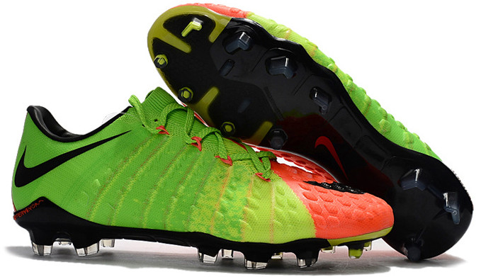 

Бутсы (копы) Найк Hypervenom Phantom III Pro FG (Сток)