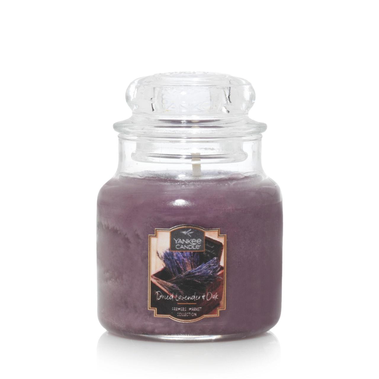 

Ароматическая свеча Yankee Candle CLASSIC SMALL 40 часов Dried Lavender & Oak (1623485E)