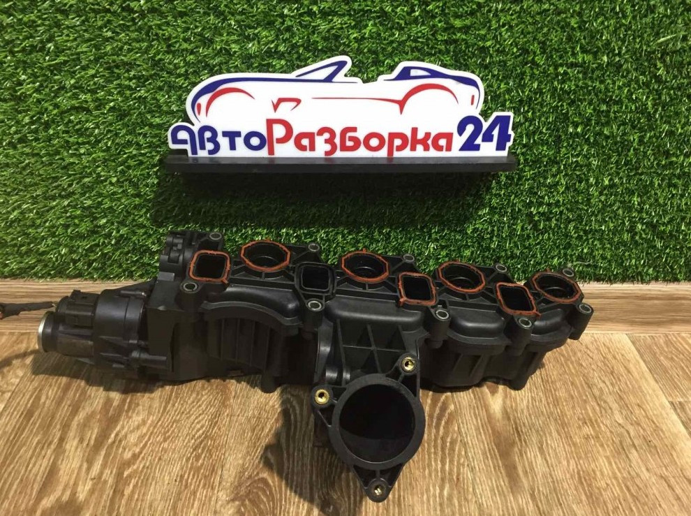 

Впускной коллектор 1.6 TDI Audi A3, А4 Ауди А3, А4, 03L129711AQ