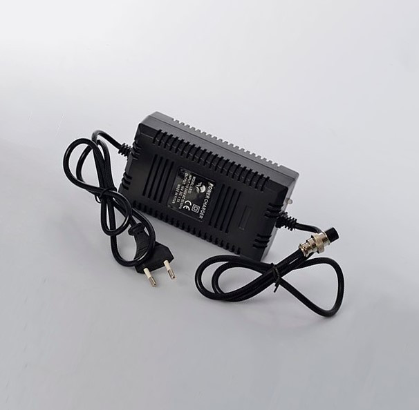 

Зарядное устройство 36V детских электроквадроциклов Crosser\Profi HB Unix
