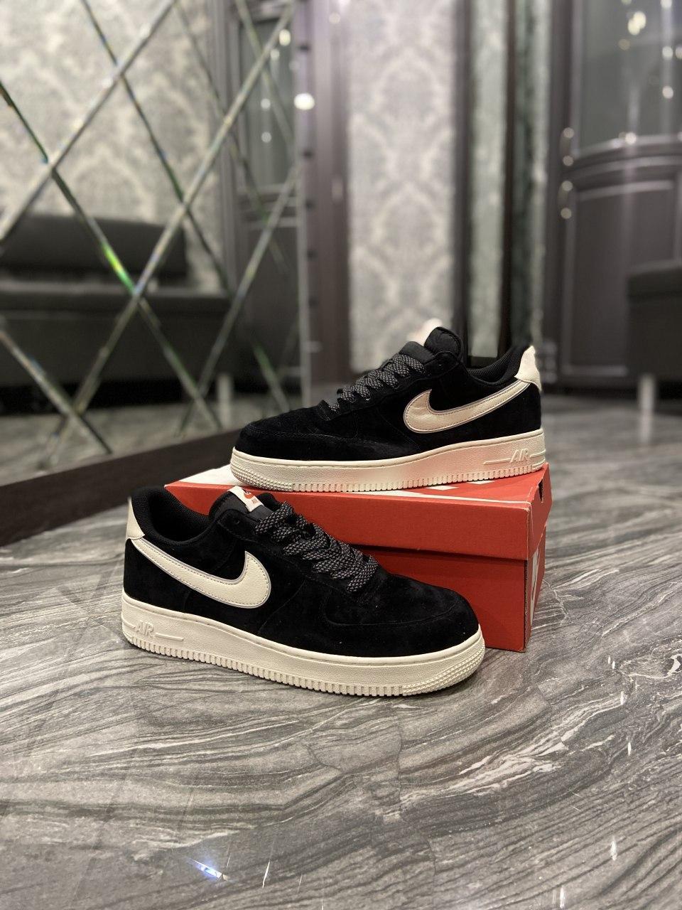 

Мужские кроссовки Nike Air Force 1 Low Luxury Suede Black / Найк Аир Форс 1 Лоу Замшевые Черные 44, Черный