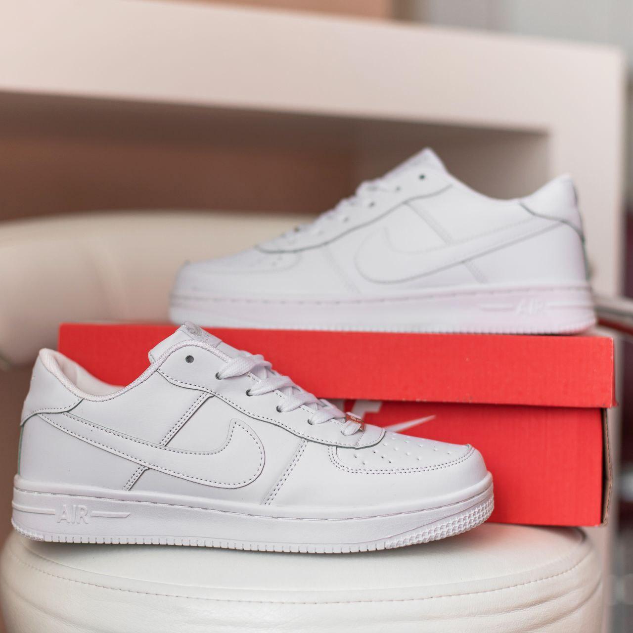 

Мужские кроссовки Nike Air Force 1 Low White / Найк Аир Форс 1 Лоу Белые, Белый