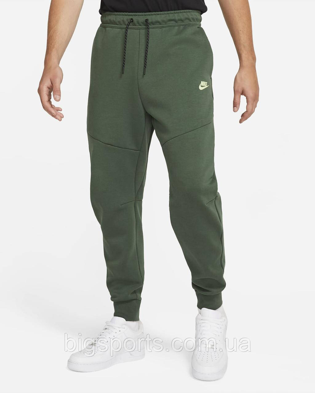 

Штаны муж. Nike Sportswear Tech Fleece Joggers (арт. CU4495-337) S (44-46), Зелёный