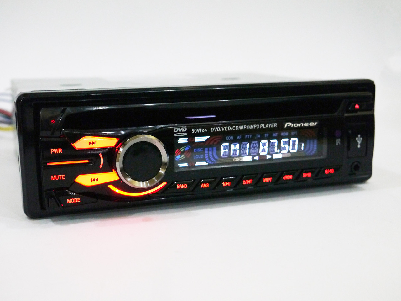 

DVD Автомагнитола Pioneer 3231 USB+Sd+MMC съемная панель