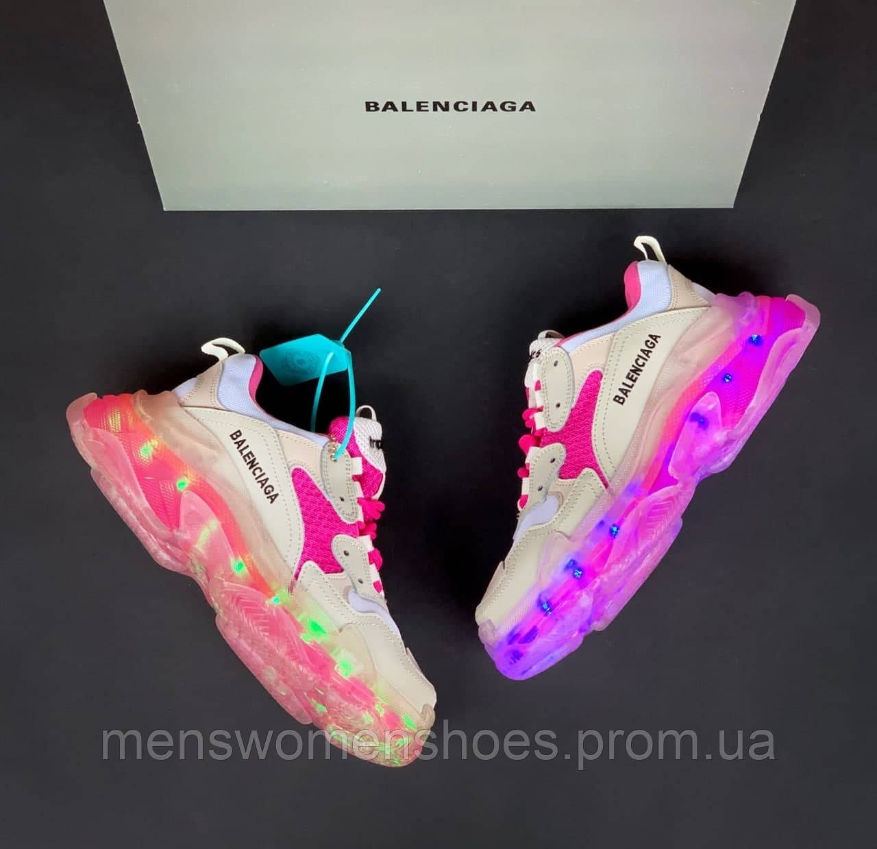 

Balenciaga Triple S Clear Sole White/Pink Light кроссовки Женские со светящейся подошвой, Разные цвета