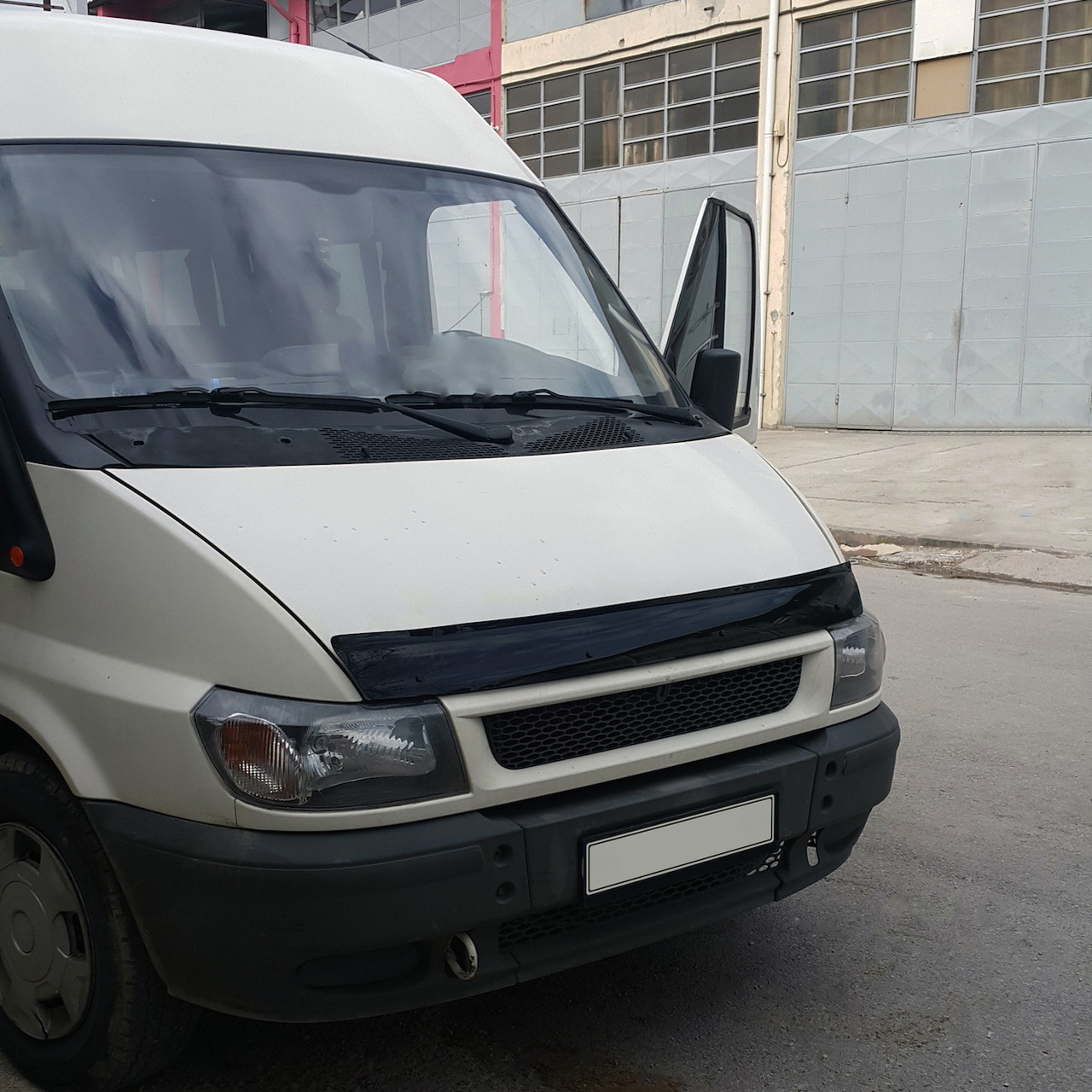 

Дефлектор капота мухобойка Ford Transit 2000-2006